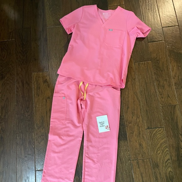 Figs NEON PINK set Catarina/Kade M